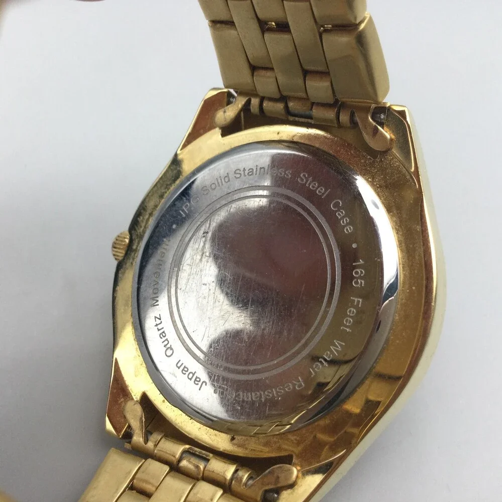 Dakota Steel Watch Mens 40mm Gold Tone Black Dial Day Date New Battery 6.75" - Picture 9 of 15